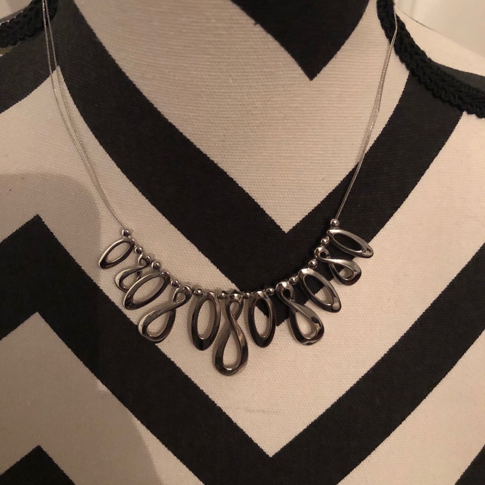 Necklace Set - Picture 8 of 9